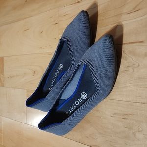 Rothy's the point gray black flats